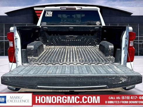 Used 2019 Chevrolet Silverado 1500 LT RWD image 7