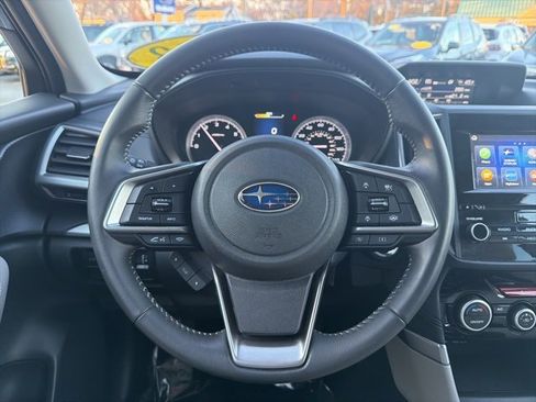 Used 2023 Subaru Forester Premium image 44