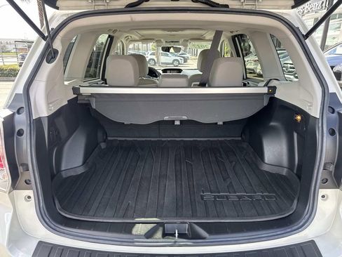 Used 2017 Subaru Forester 2.5i Limited image 8