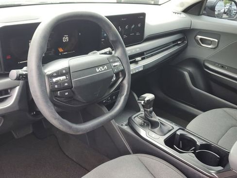Certified 2025 Kia K4 FWD image 22