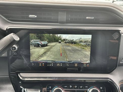 New 2026 GMC Sierra 2500 AT4 image 19