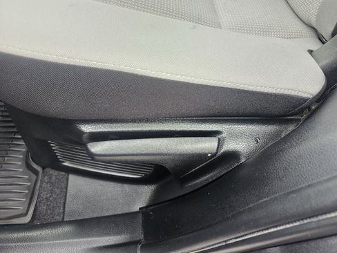 Used 2018 Toyota RAV4 XLE w/ Convenience Package AWD/4WD image 27
