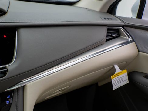 New 2026 Cadillac XT5 Premium Luxury w/ Driver Assist Package image 29