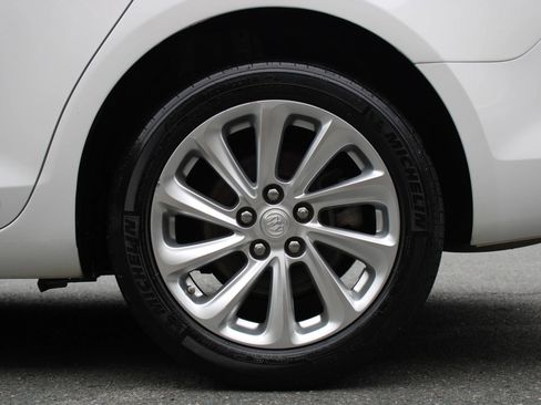 Used 2014 Buick LaCrosse Leather image 30