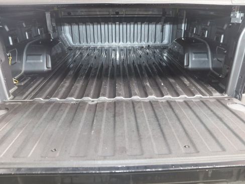 Used 2020 GMC Sierra 1500 Elevation w/ Elevation Value Package image 47