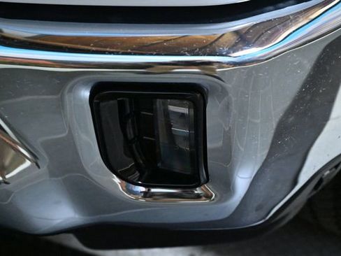 Used 2025 Chevrolet Silverado 2500 LT w/ Convenience Package image 23