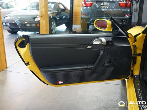 Used 2006 Porsche 911 Carrera 4S image 16