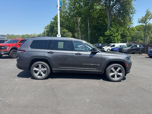 Used 2021 Jeep Grand Cherokee L Limited AWD/4WD image 10