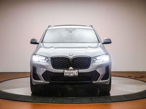 Used 2025 BMW X4 xDrive30i w/ Premium Package AWD/4WD image 7