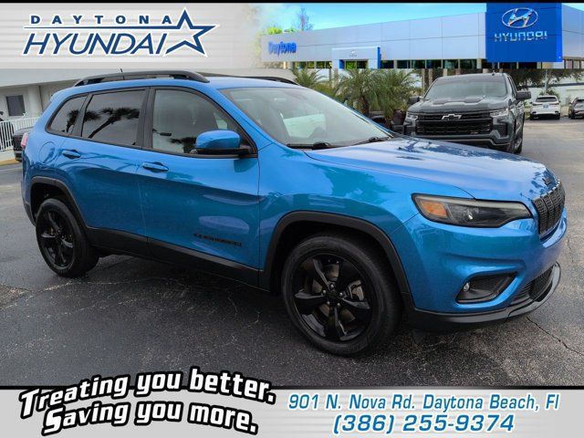 Used 2021 Jeep Cherokee Latitude Plus FWD image 1
