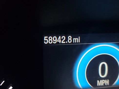 Used 2020 Ford Escape SE image 19