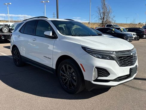 Used 2023 Chevrolet Equinox RS w/ RS Leather Package image 6