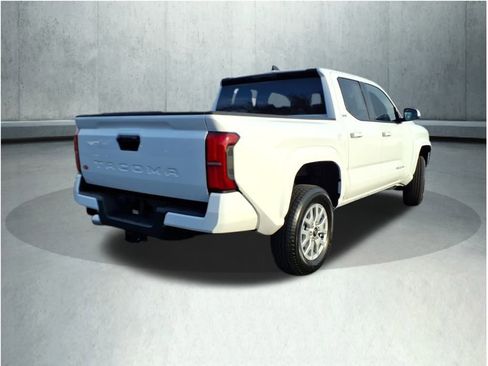 Certified 2026 Toyota Tacoma SR5 image 26