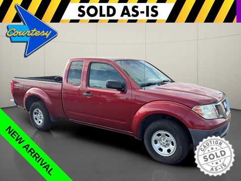 Used 2015 Nissan Frontier S RWD image 1
