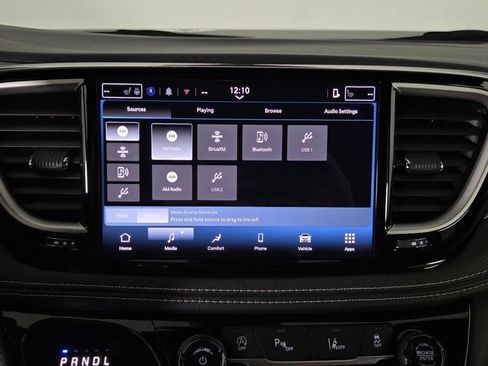 New 2026 Chrysler Pacifica Select image 25