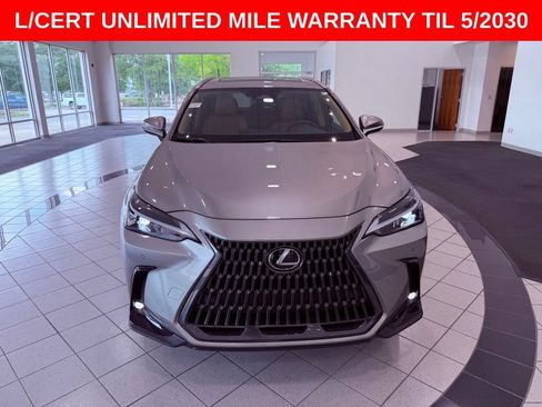 Used 2025 Lexus NX 250 FWD w/ Premium Package image 2