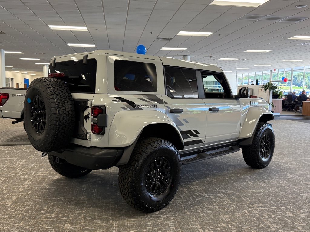 New 2026 Ford Bronco Raptor AWD/4WD image 4