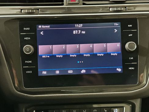 Used 2018 Volkswagen Tiguan SEL w/ 3rd Row Seat Package image 21