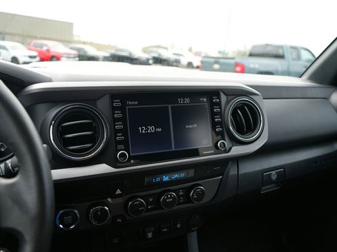 Used 2023 Toyota Tacoma TRD Sport AWD/4WD image 13