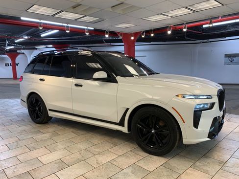Used 2025 BMW X7 xDrive40i w/ Executive Package AWD/4WD image 10