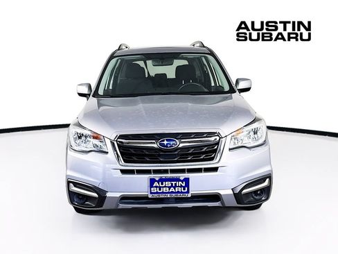 Used 2017 Subaru Forester 2.5i Premium w/ All-Weather Package AWD/4WD image 2