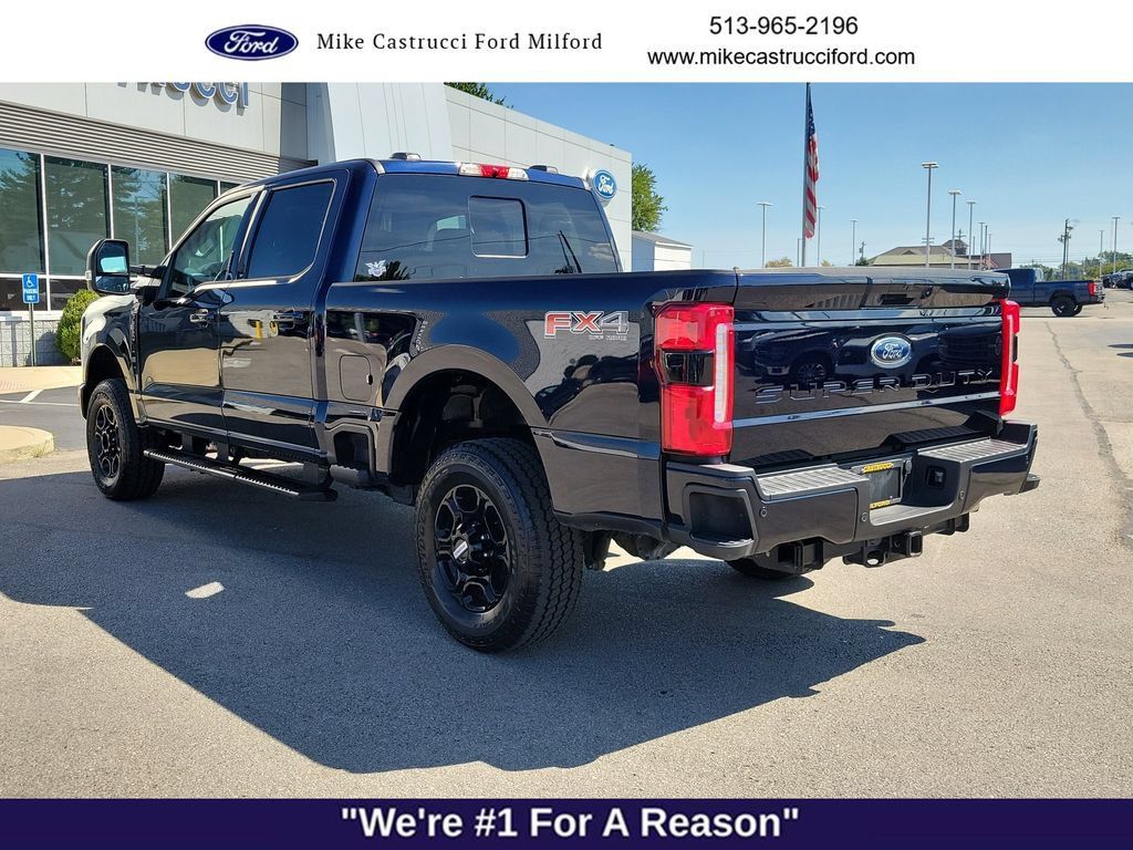 Used 2024 Ford F250 XLT w/ XLT Premium Package AWD/4WD image 3