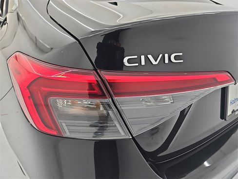 Certified 2022 Honda Civic Touring image 42