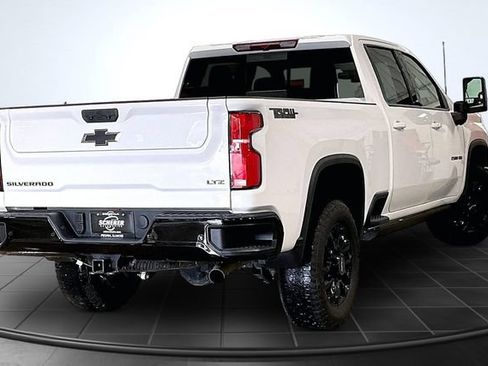 Used 2025 Chevrolet Silverado 2500 LTZ w/ Trail Boss Package AWD/4WD image 2