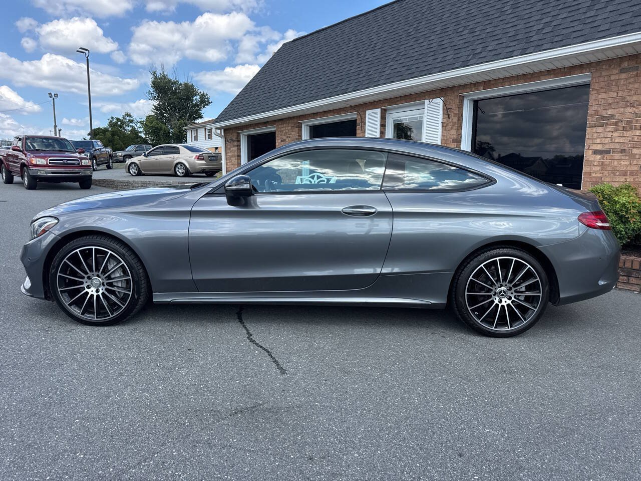 Used 2017 Mercedes-Benz C 300 4MATIC Coupe w/ Premium 3 Package image 13