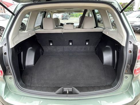 Used 2015 Subaru Forester 2.5i Premium w/ All-Weather Package AWD/4WD image 16