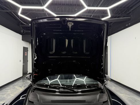 Used 2025 Porsche 911 Carrera image 35