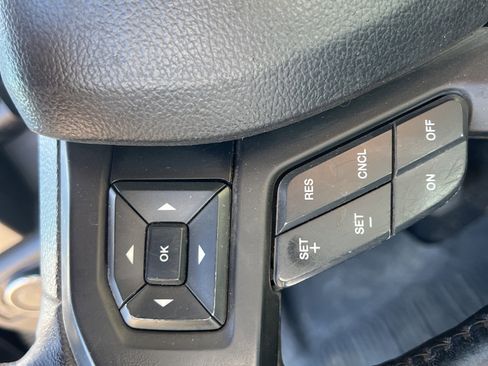 Used 2018 Ford Expedition Max XLT w/ Equipment Group 201A image 22