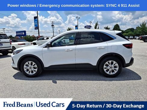 Used 2023 Ford Escape Active w/ Tech Pack #1 AWD/4WD image 7