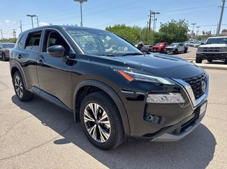Used 2023 Nissan Rogue SV image 1