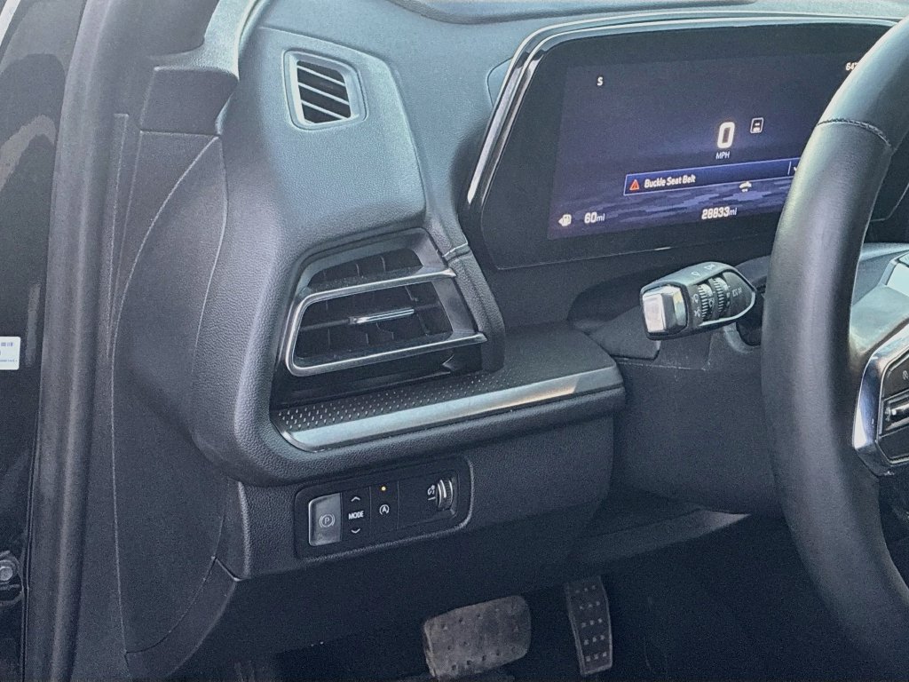 Used 2024 Chevrolet Traverse LS FWD image 10