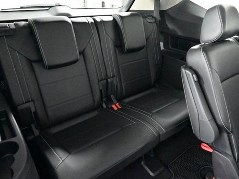 Certified 2023 Volkswagen Atlas SE w/ Panoramic Sunroof Package image 15