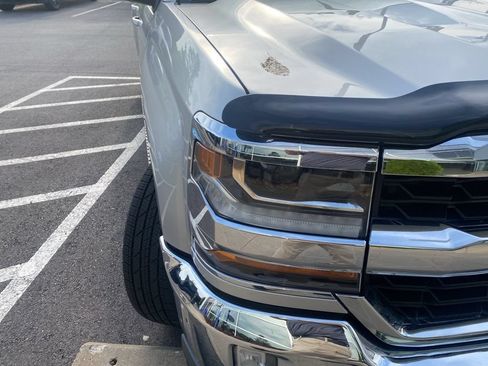 Used 2017 Chevrolet Silverado 1500 LT w/ All Star Edition AWD/4WD image 7