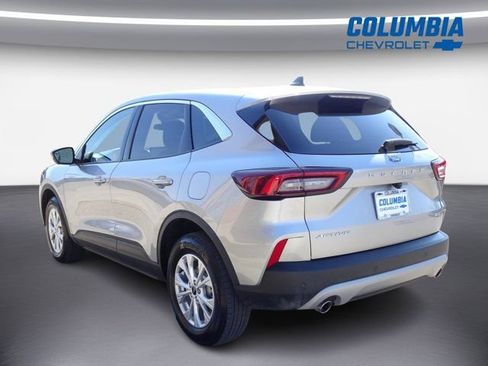 Used 2023 Ford Escape Active w/ Tech Pack #2 AWD/4WD image 5