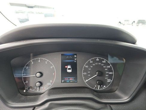 Used 2024 Toyota Corolla LE image 21