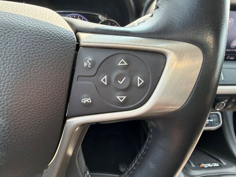 Used 2020 GMC Acadia Denali AWD/4WD image 16