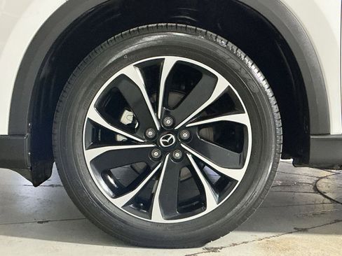 Used 2023 MAZDA CX-5 AWD 2.5 S w/ Premium Plus Pkg image 13