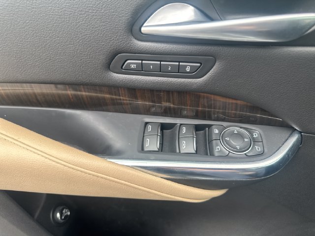 Used 2024 Cadillac XT4 Premium Luxury FWD image 11