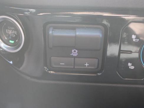 Used 2025 Chevrolet Silverado 1500 LT w/ Work Truck Package AWD/4WD image 41