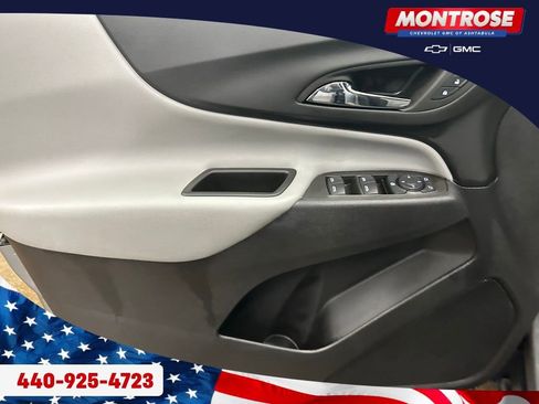 Used 2023 Chevrolet Equinox LS image 9