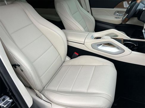 Used 2023 Mercedes-Benz GLE 350 4MATIC image 25