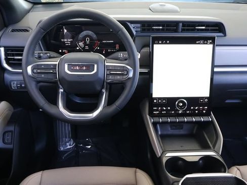 New 2026 GMC Terrain Elevation w/ Elevation Premium Package FWD image 17