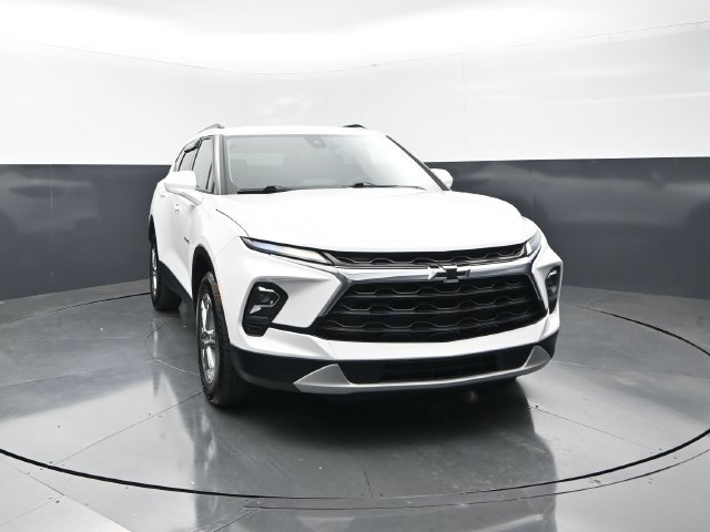 Used 2024 Chevrolet Blazer LT w/ Convenience Package FWD image 5