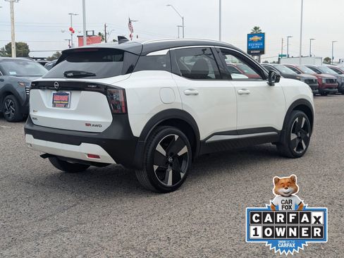 Used 2025 Nissan Kicks SR AWD/4WD image 5