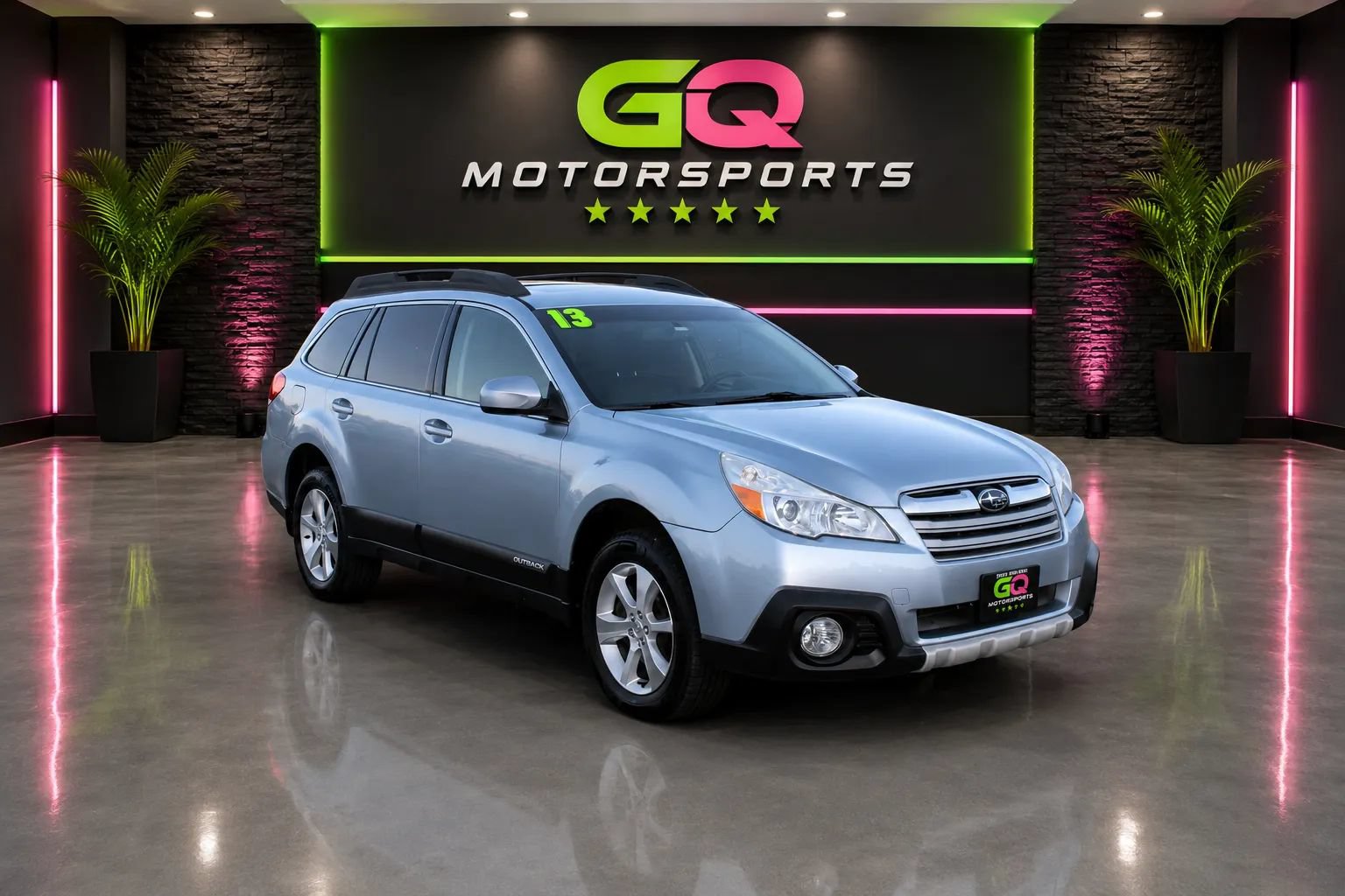 Used 2013 Subaru Outback 3.6R Limited w/ Moonroof Pkg AWD/4WD image 1