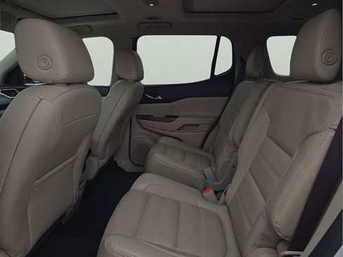 Used 2017 GMC Acadia Denali w/ Technology Package image 11